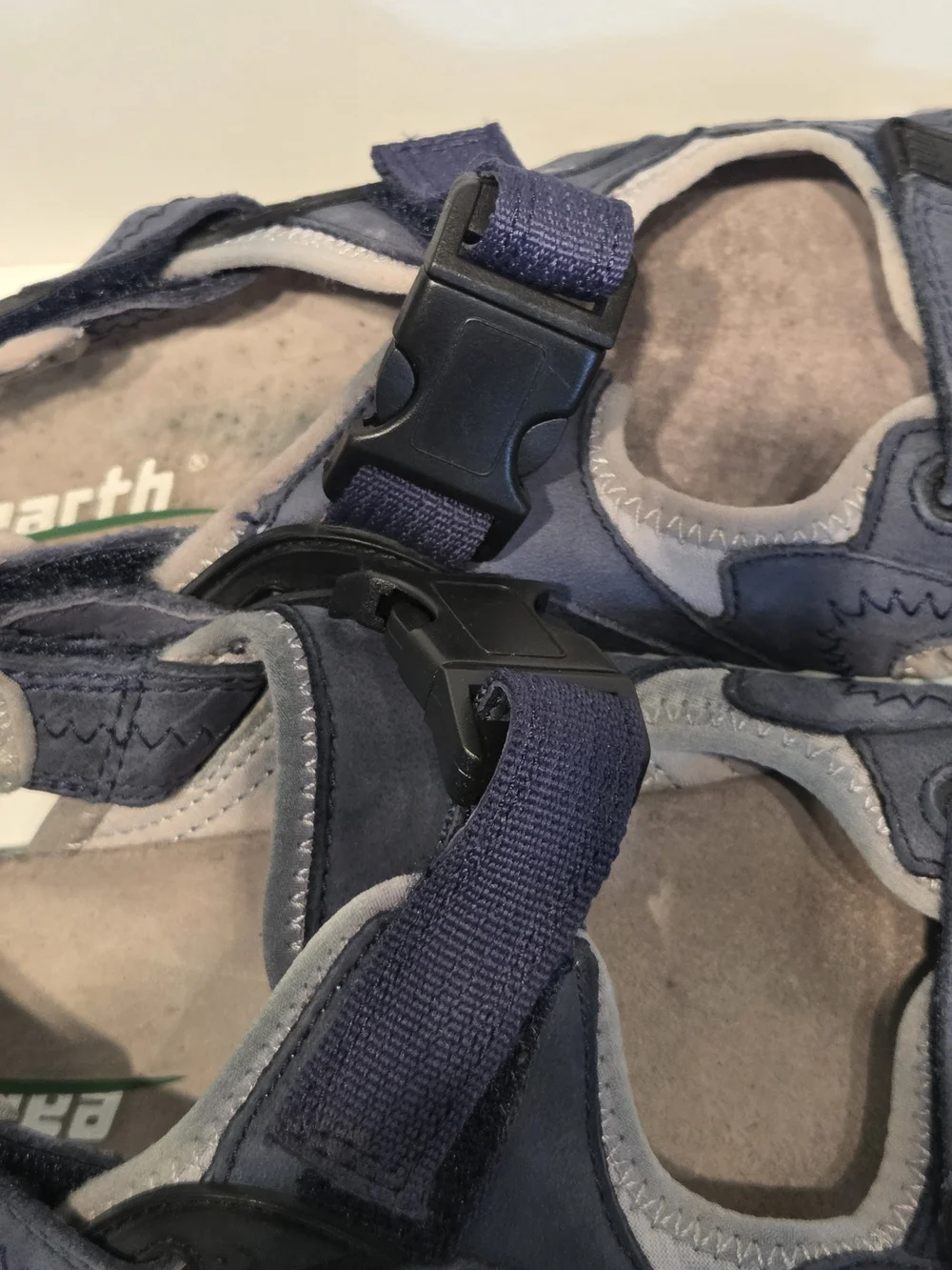 Keen Sandals Men’s 8.5 Newport H2 Olive Green/Yellow Water Hiking Active Sport